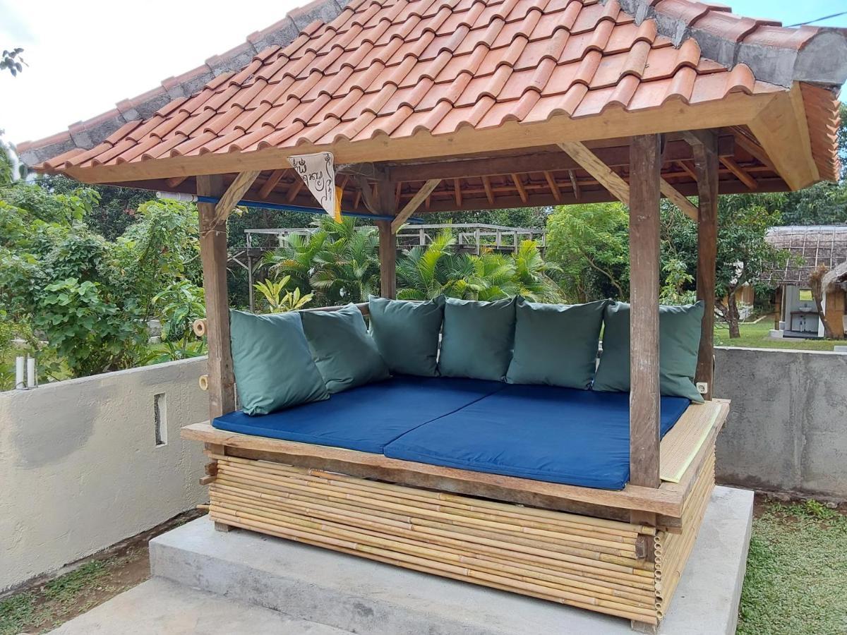 Okaoki Homestay Amed Exterior foto